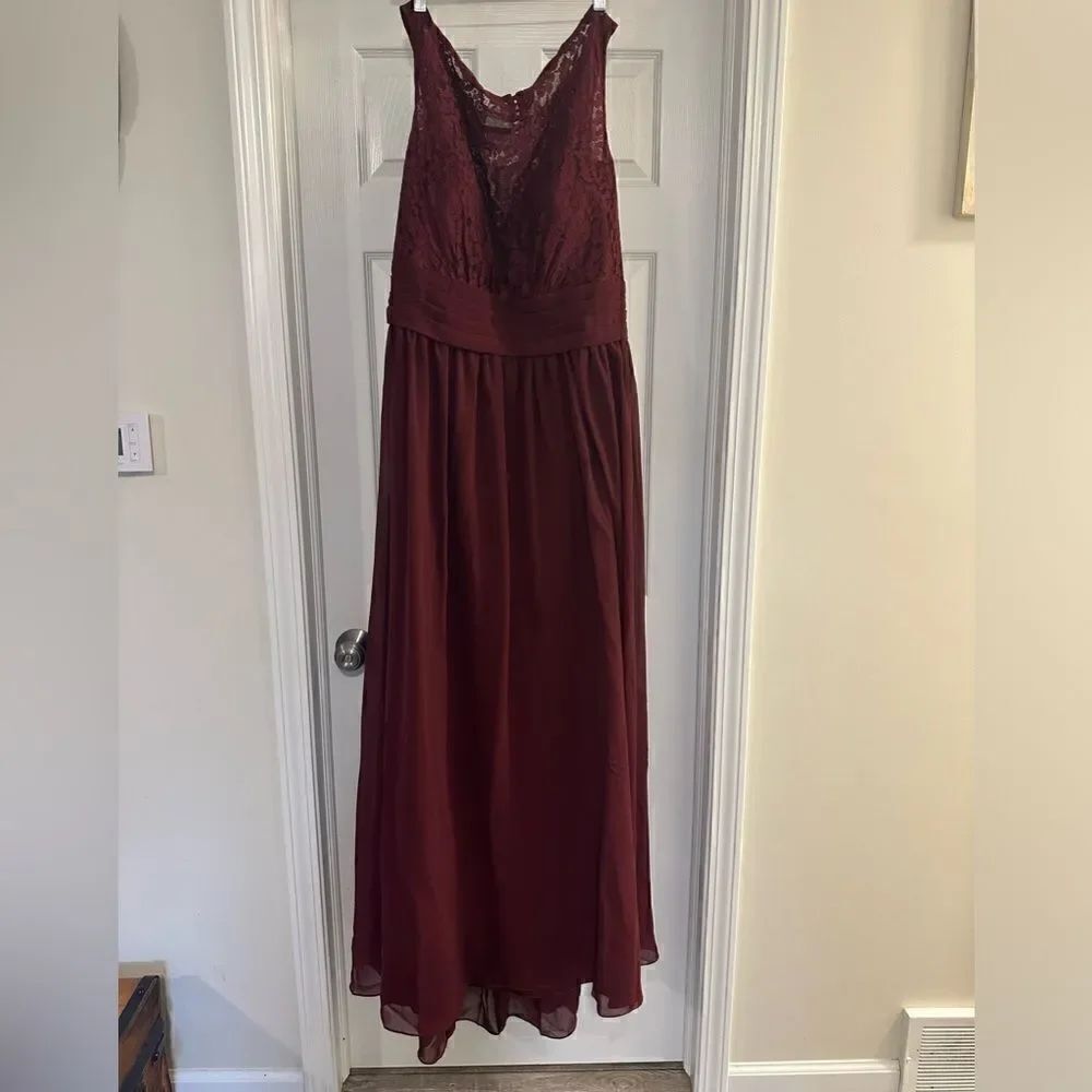 Christina Wu Lace Chiffon Bridesmaid Dress 22675 Mahogany Size 26 NWT